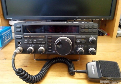 yaesu-ft-890.jpg